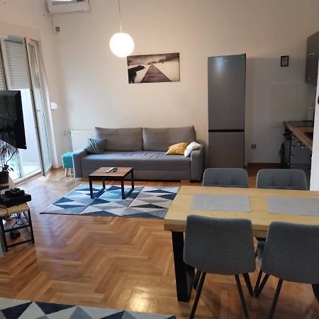 Apartment Luki Нови-Сад Экстерьер фото